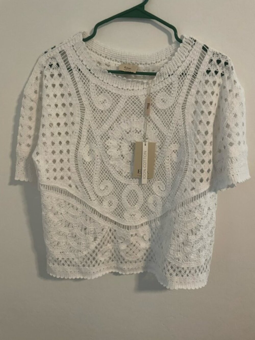 Elie Tahari Women White Crochet short Sleeve Top NWT Size Small 100% cotton